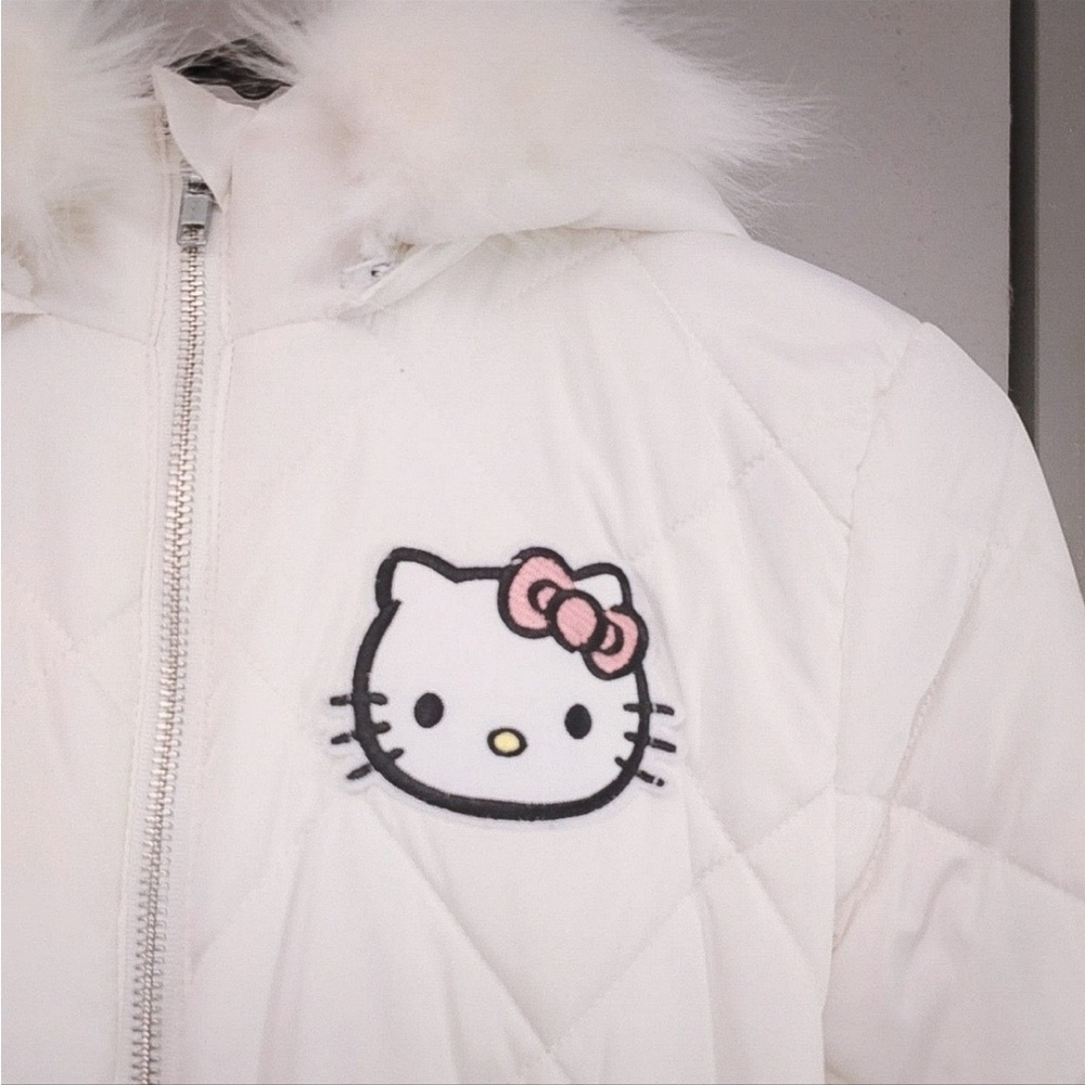 NEW with tags Sanrio Hello Kitty snowsuit X Forever 21 - Picture 2 of 3
